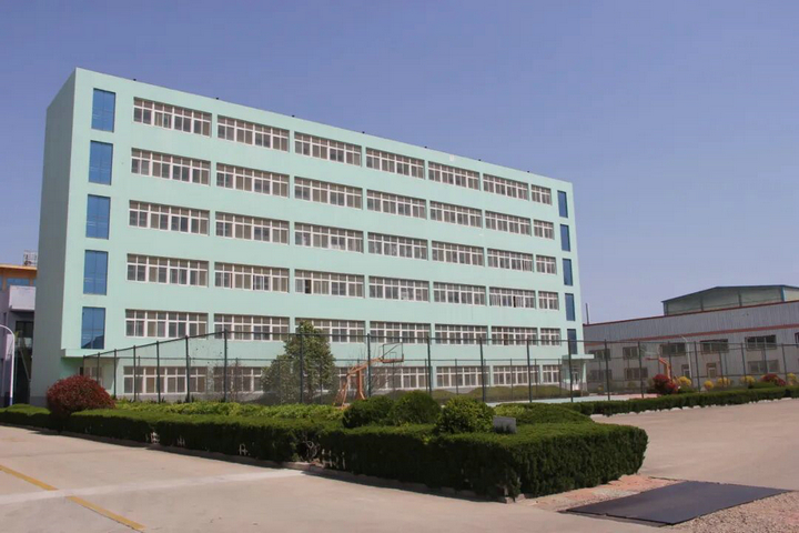 20260407春色滿廠區 “7S”管理添春暉8